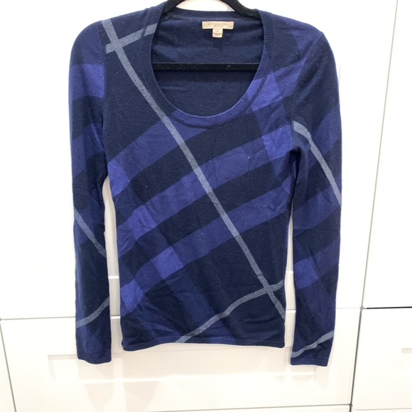 Burberry Britt Sweater size XS - Picture 1 of 4